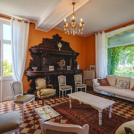 Chateau Avec Vue Imprenable Sur La Loire - Au Calme Et Nature Chènehutte-les-Tuffeaux